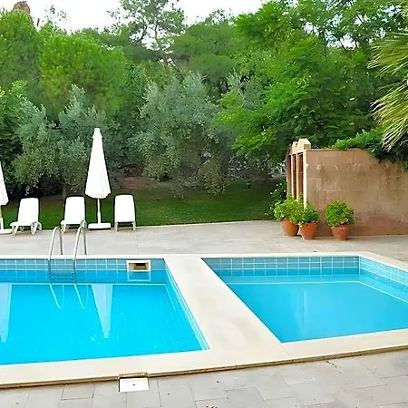 Palm Court Ξενοδοχείο