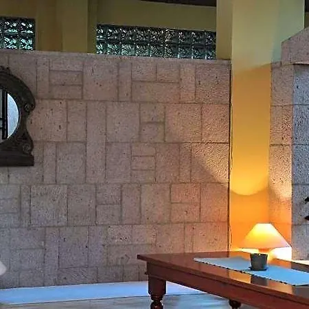 Ξενοδοχείο Palm Court 2*