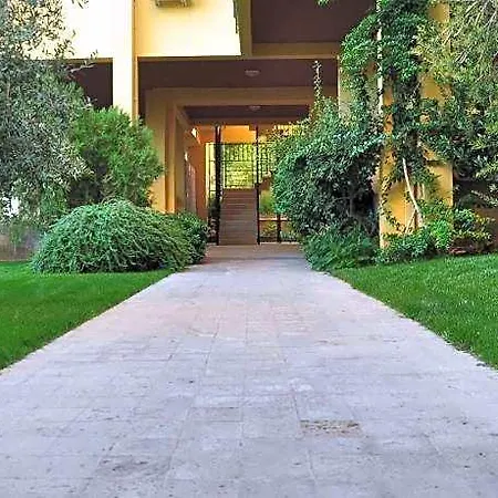 Ξενοδοχείο Palm Court Ayvalı