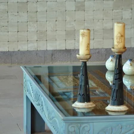 Palm Court Bed and Breakfast 3*